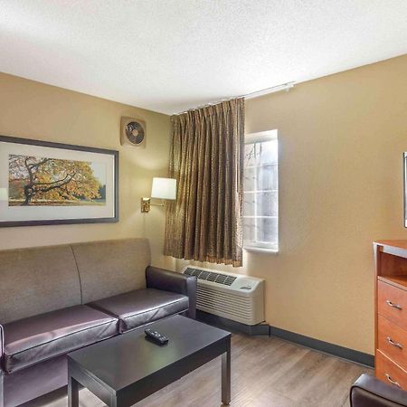 Extended Stay America Select Suites - Jacksonville - Southside - St Johns Towne Ctr Exterior photo