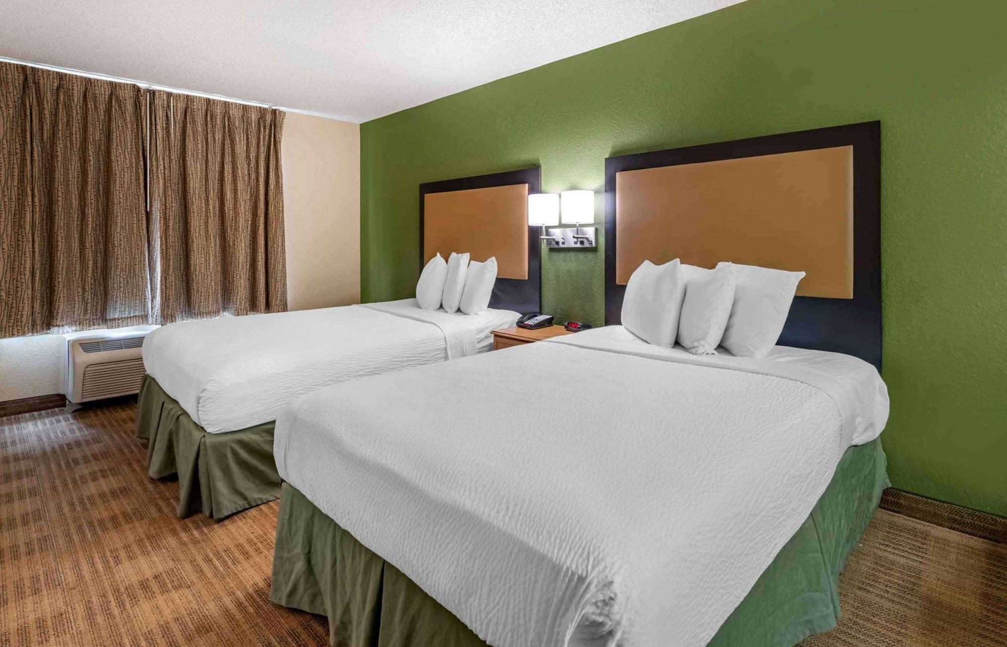 Extended Stay America Select Suites - Jacksonville - Southside - St Johns Towne Ctr Exterior photo